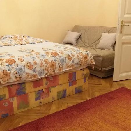 Tempo Courtyard Apartman Budapest Extérieur photo
